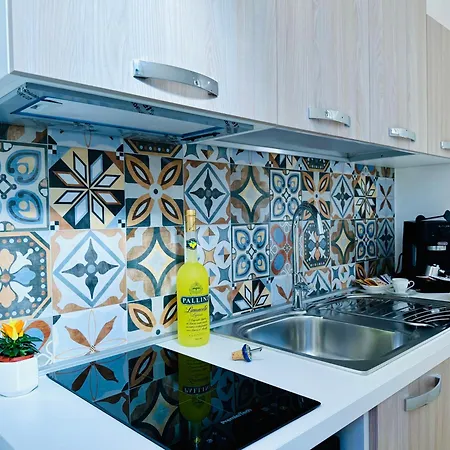 Yourhome - La Casa Di Nini * Sant'Agnello